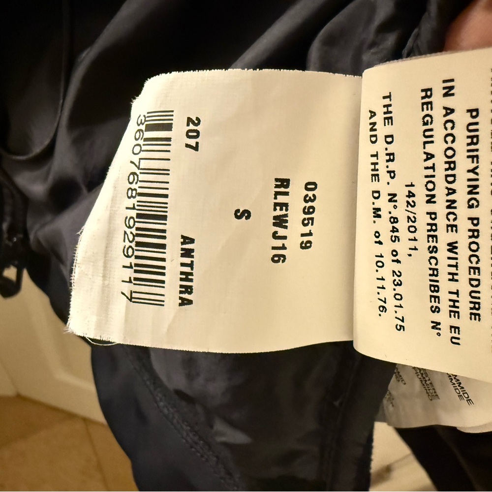 Rossignol Ski Jacket. Amazing quality! Size S - Picture 12 of 14